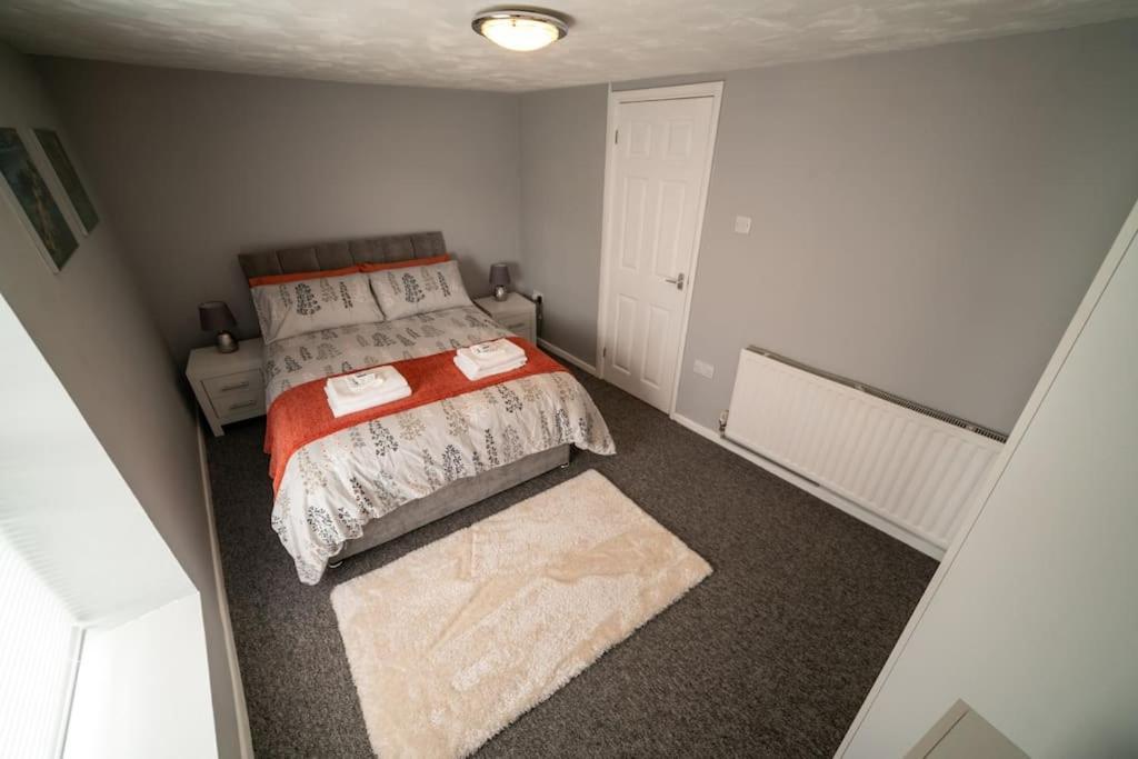 2 Bed Sleeps 4 Central Haverfordwest Town House Villa Bagian luar foto